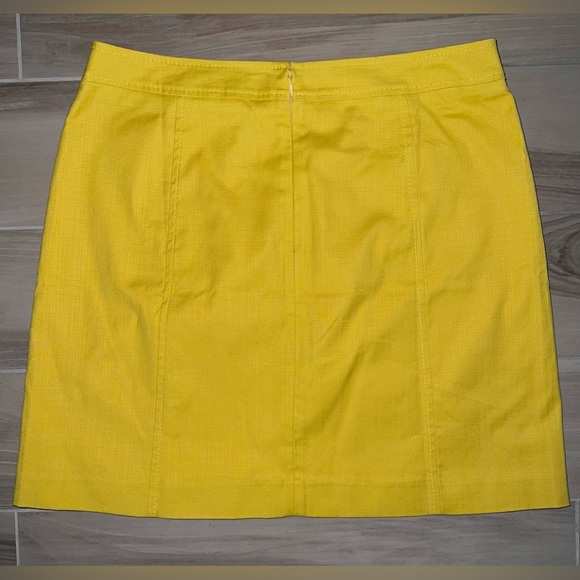 NWT LOFT Yellow Spring/ Summer Skirt ✨☀️😎👗 - Picture 2 of 5